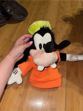 Goofy driver head cover